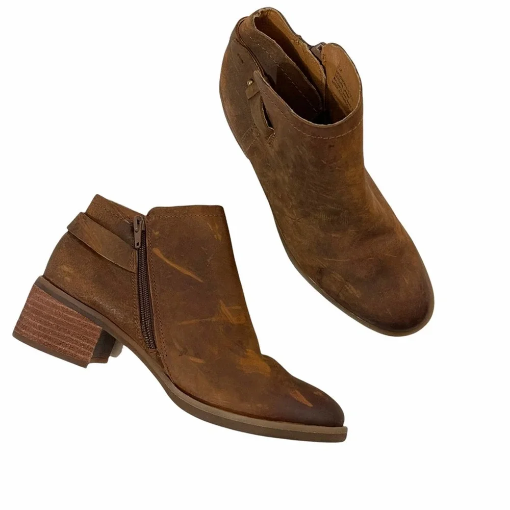 Korks Sonya Ankle Tan Distressed Booties NWOT_2